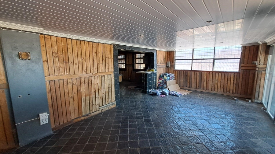 Commercial Property for Sale in Potchefstroom Industrial North West